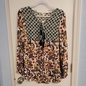 En Crėme Top Medium Brand New!